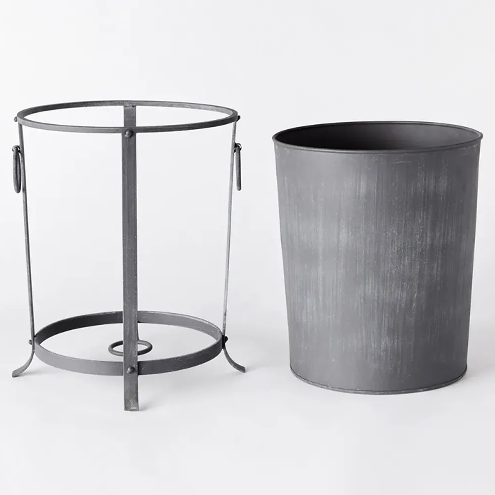 Declan Round Pot Planter Medium - Black, Iron