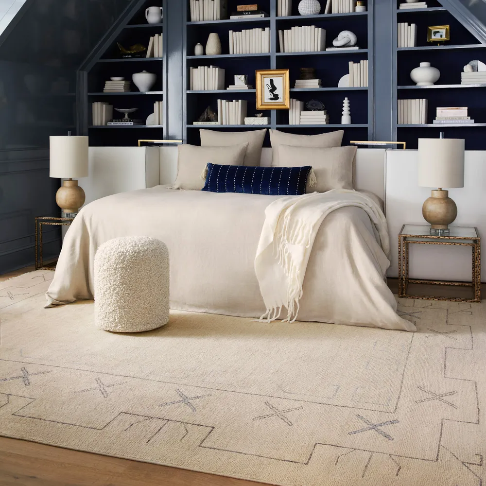 Ezekiel Round Pouf with Removable Cover - Cream, Boucle