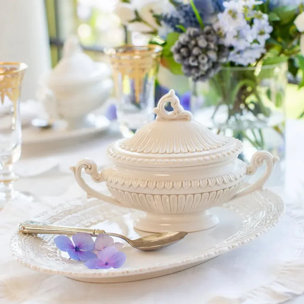 Finezza Oval Soup Tureen - Cream, Ceramic