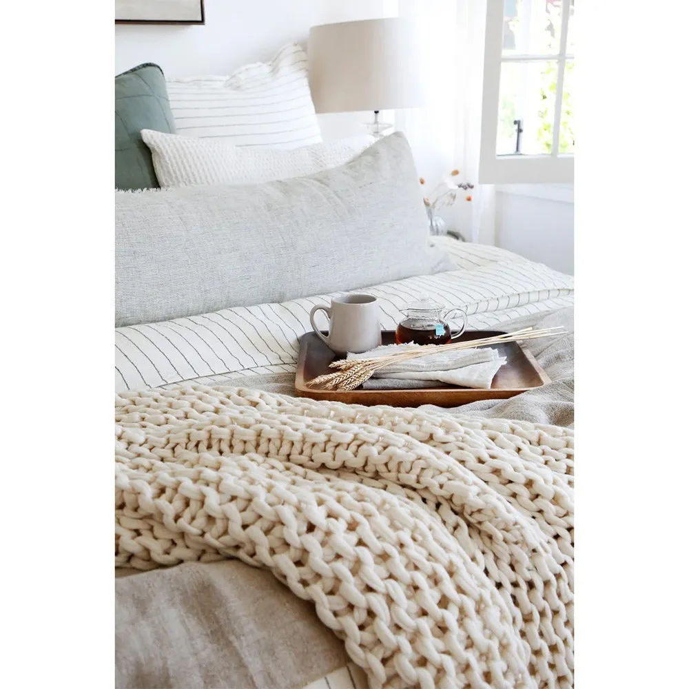 Finn Chunky Knit Throw Blanket - White, Acrylic
