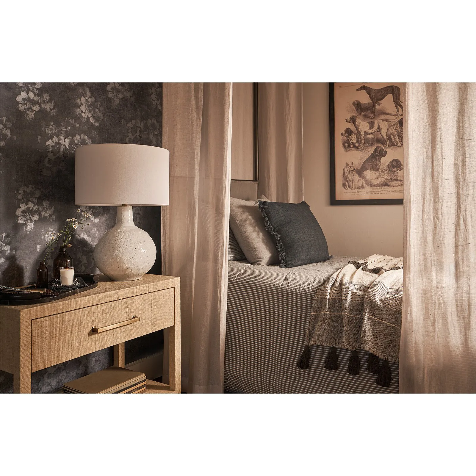 Forte Oval Decorative Tray - Black, Leather