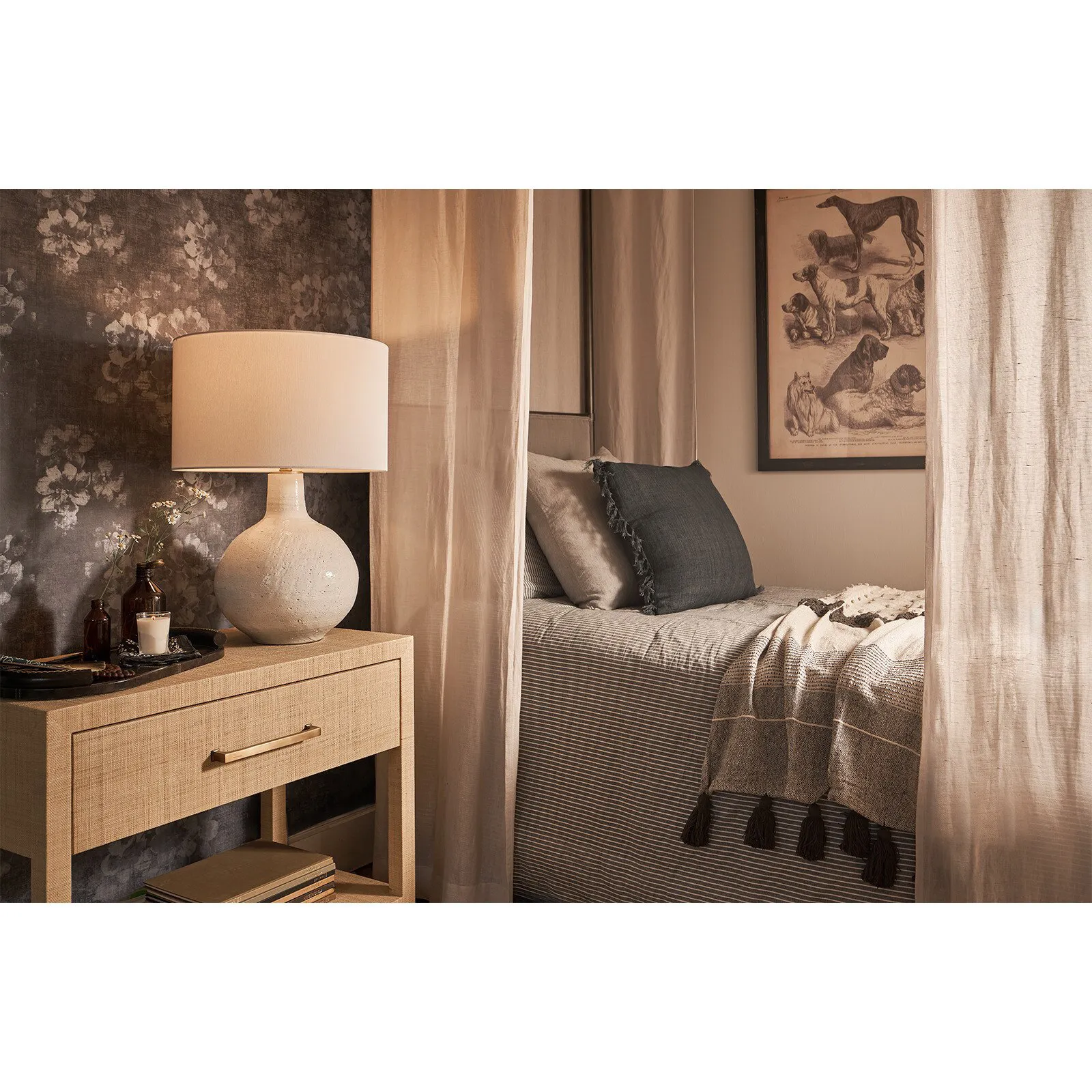 Forte Oval Decorative Tray - Black, Leather