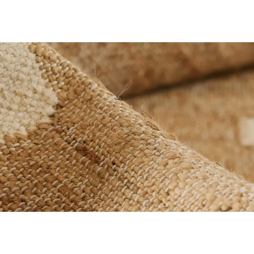 Francine Round Floral Patterned Rug - Natural, Jute