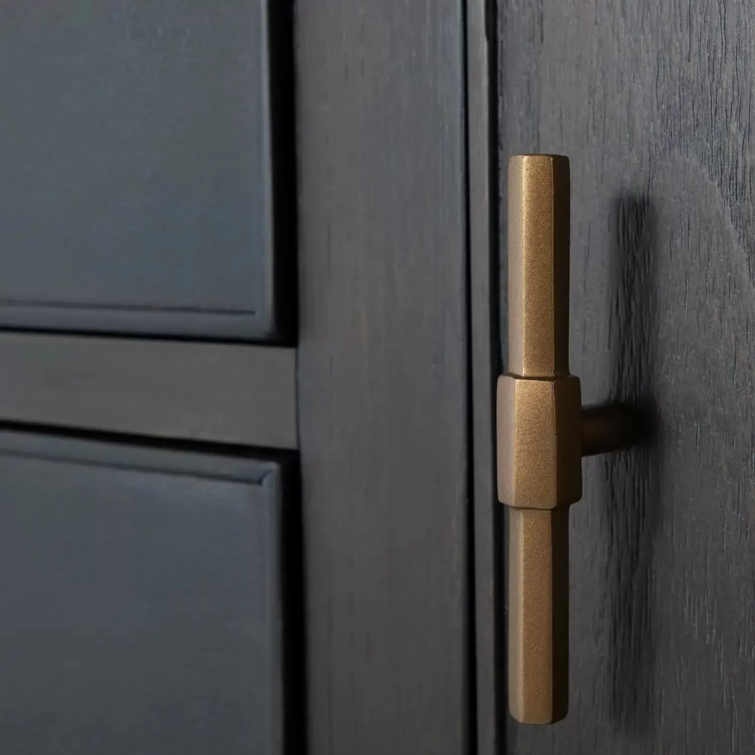 Jameson Media Cabinet with Gold Trim - Black, Oak Wood