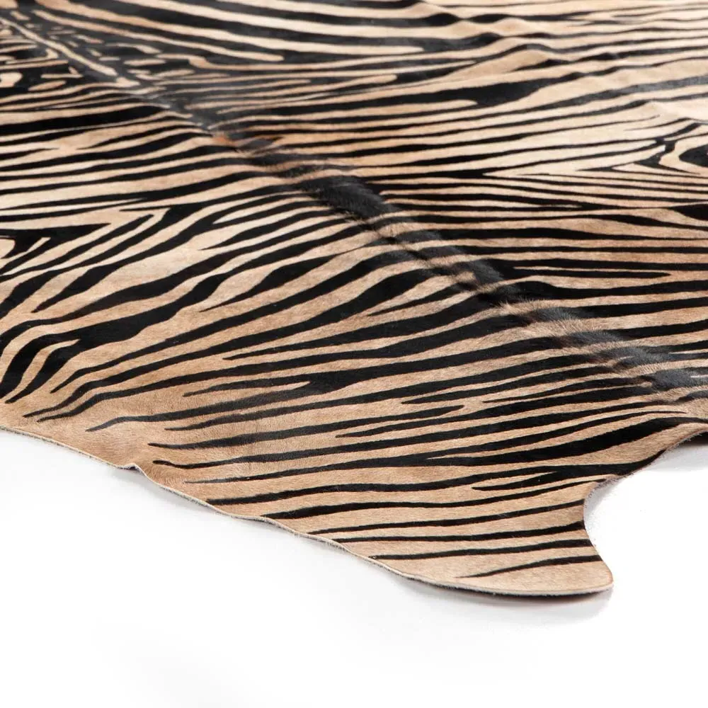 Julianne 5x7 Zebra Print Hide Rug - Black, Fur