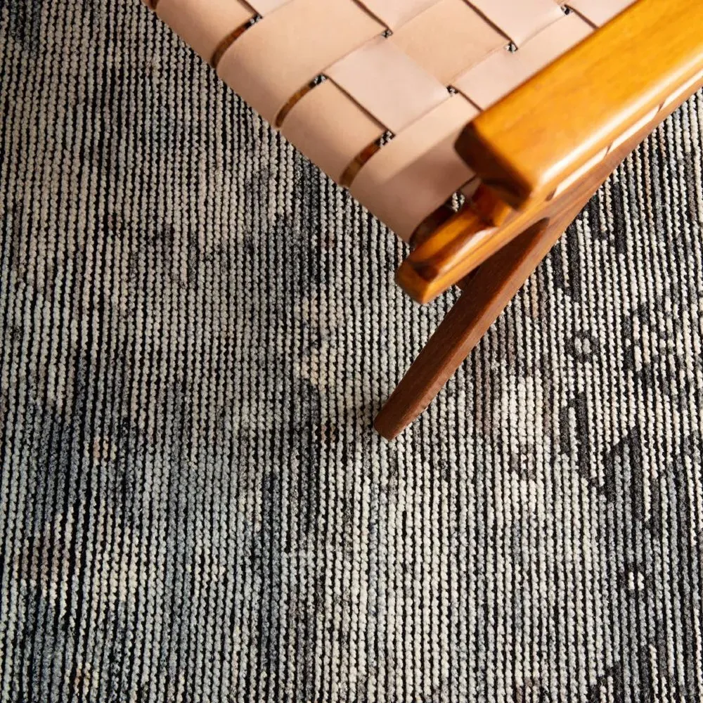 Julie 8x10 Hand Knotted Rug - Black, Wool