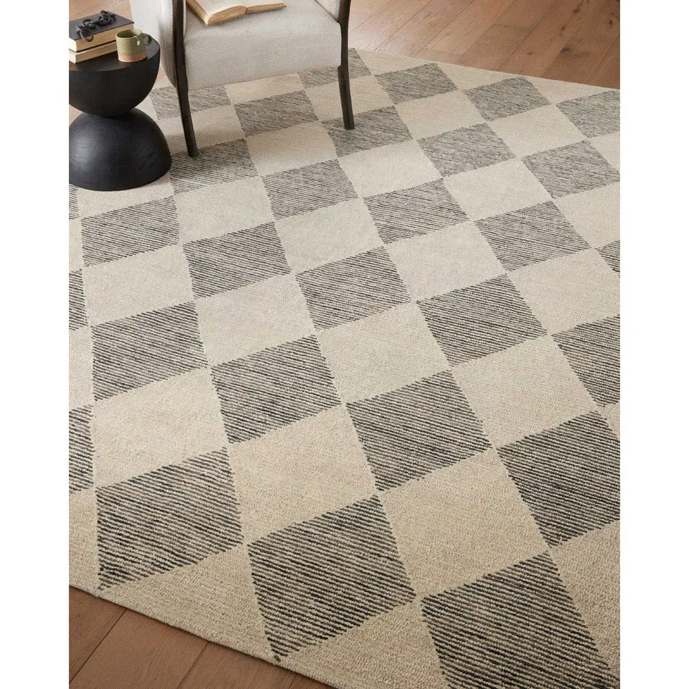 Kaelith Diamond Patterned Rug Sample - Beige, Wool