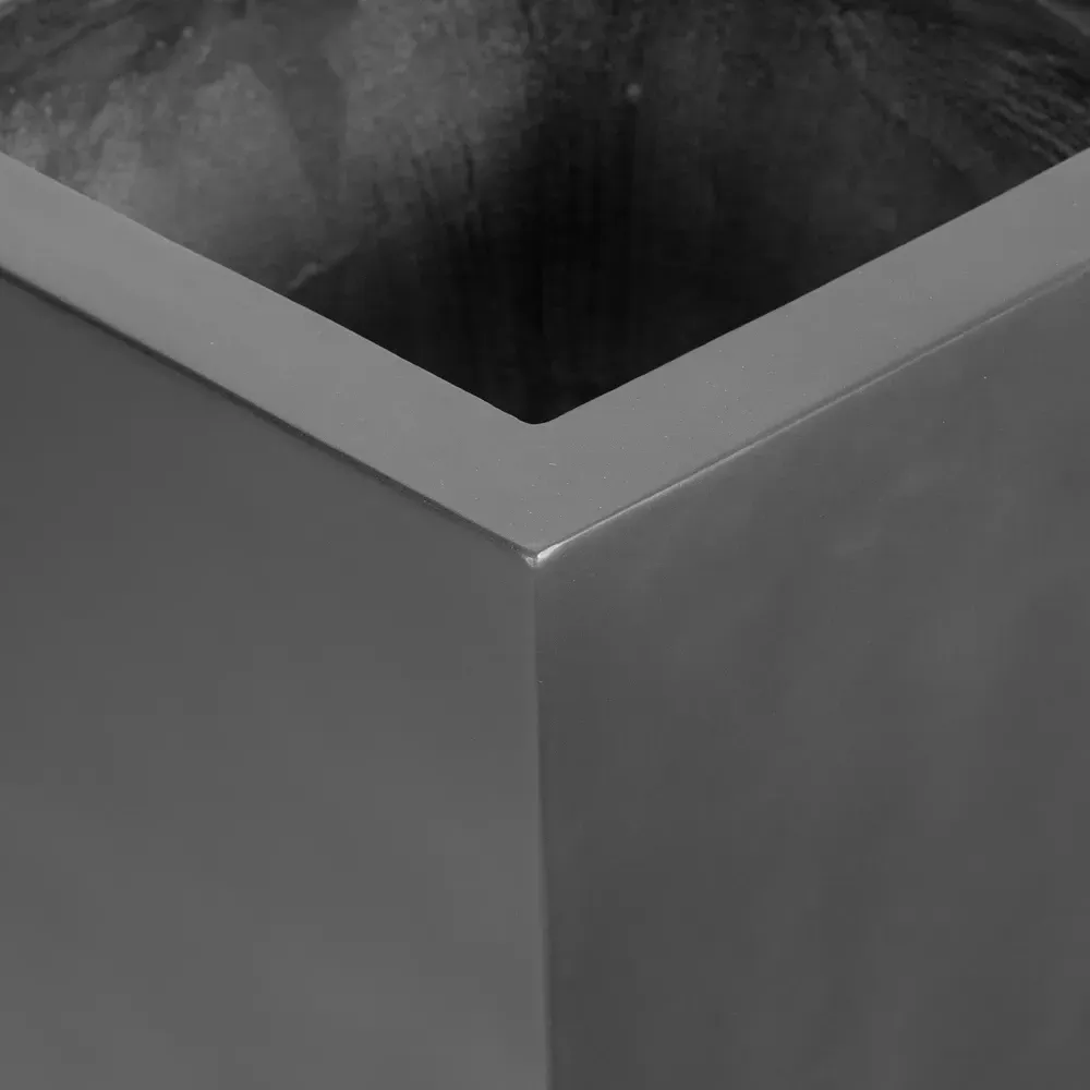 Kallisto Tall Outdoor Pot Planter - Black, Concrete