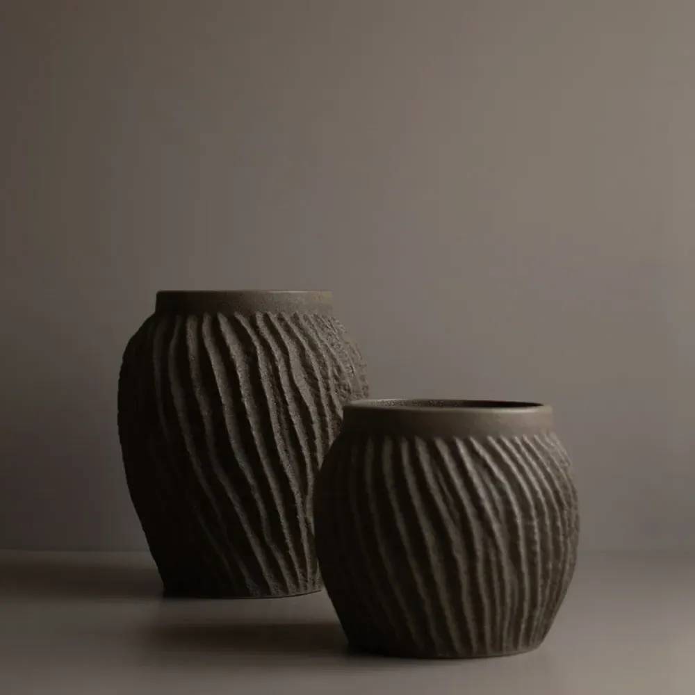 Kiara Small Round Pot Planter - Grey, Ceramic