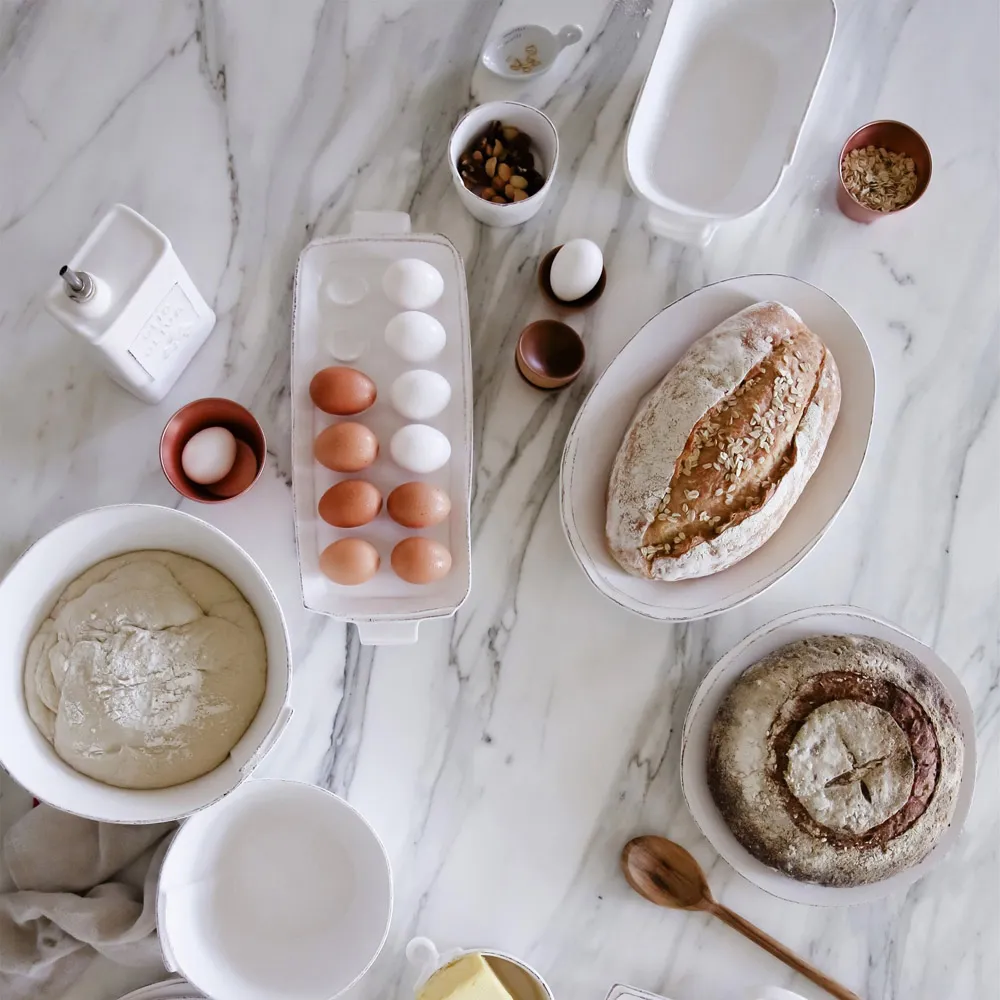 Lastra Olive Oil Can - White, Stoneware