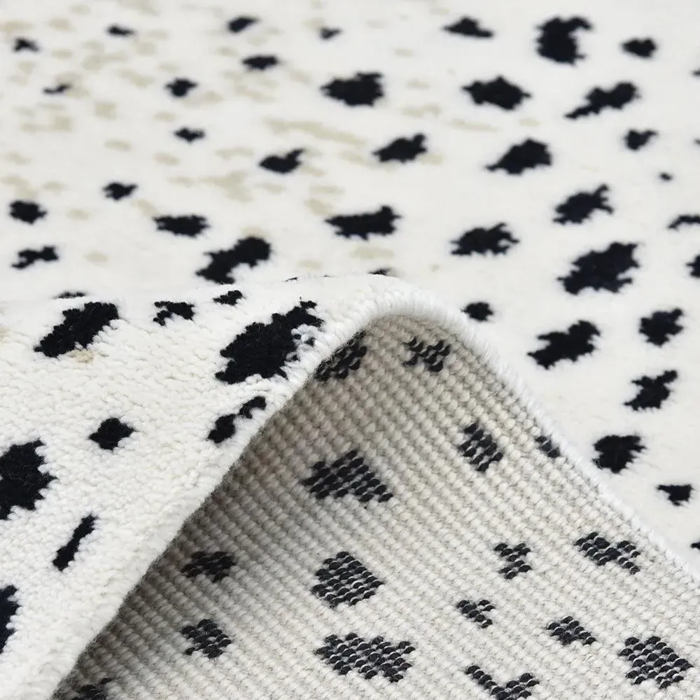 Lewis 3x5 Animal Patterned Hand Knotted Rug - White, Wool