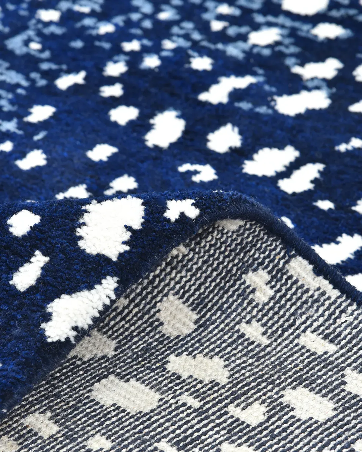 Lewis 8x10 Animal Patterned Hand Knotted Rug - Navy, Wool