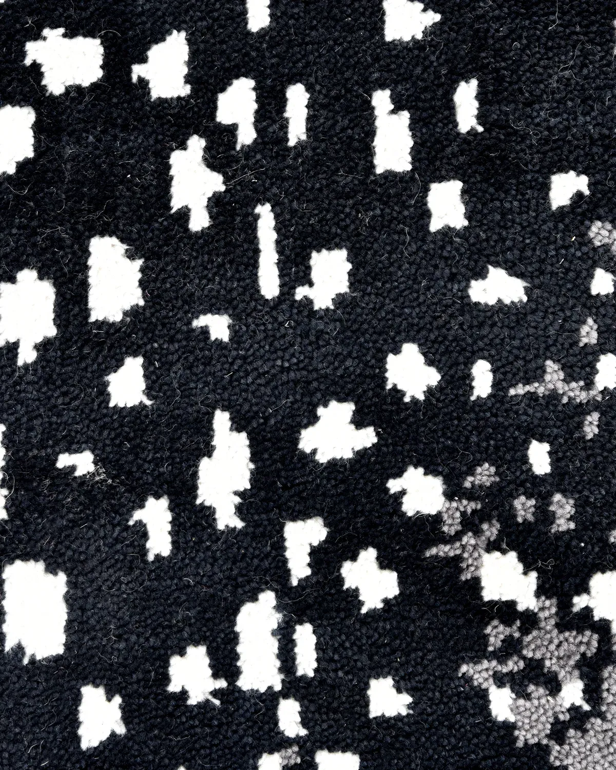 Lewis 9x12 Animal Patterned Hand Knotted Rug - Black, Wool