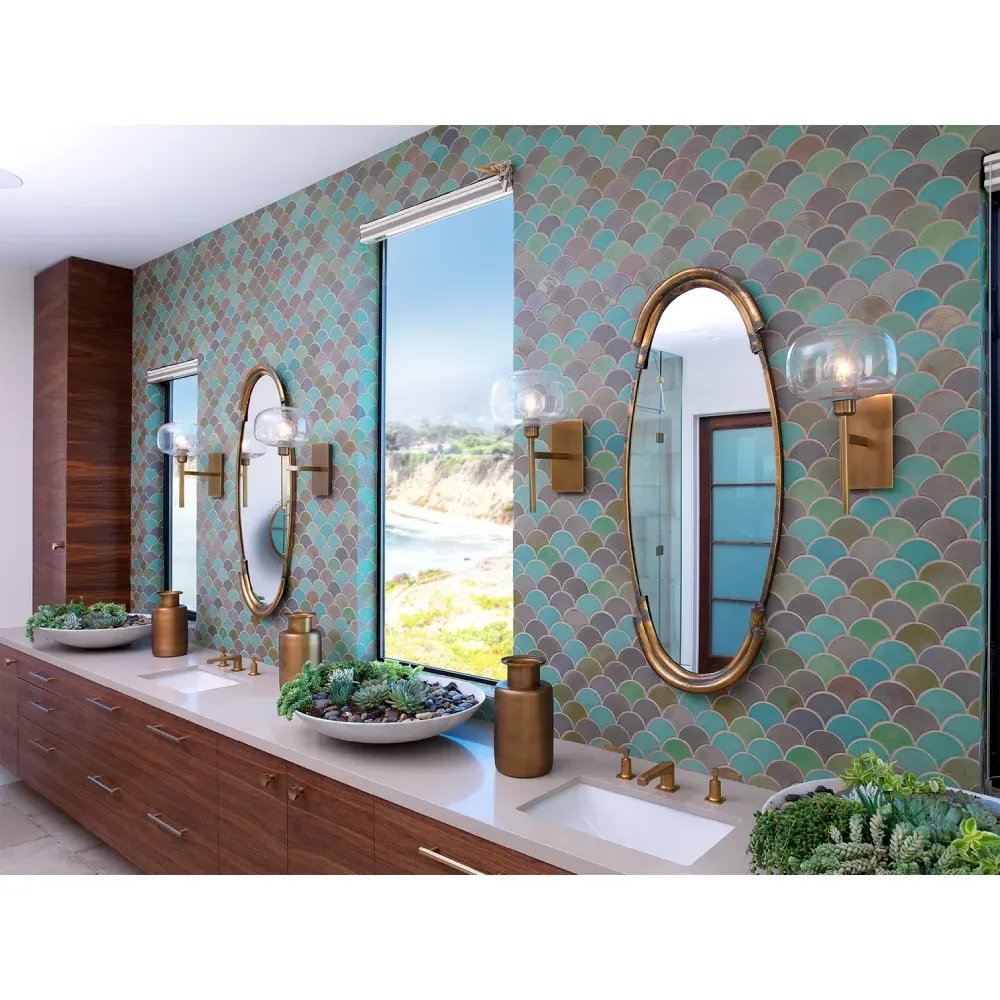 Lewis Oval Wall Mirror - Gold, Metal