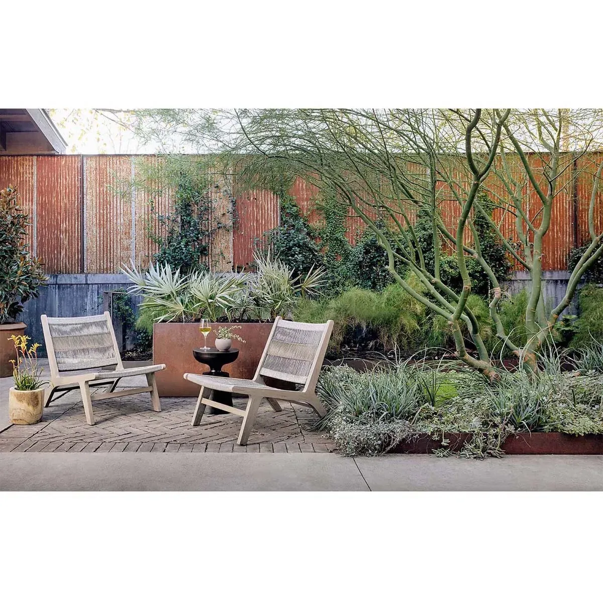 Liana Outdoor Lounge Chair with Cushion - Grey, Teak