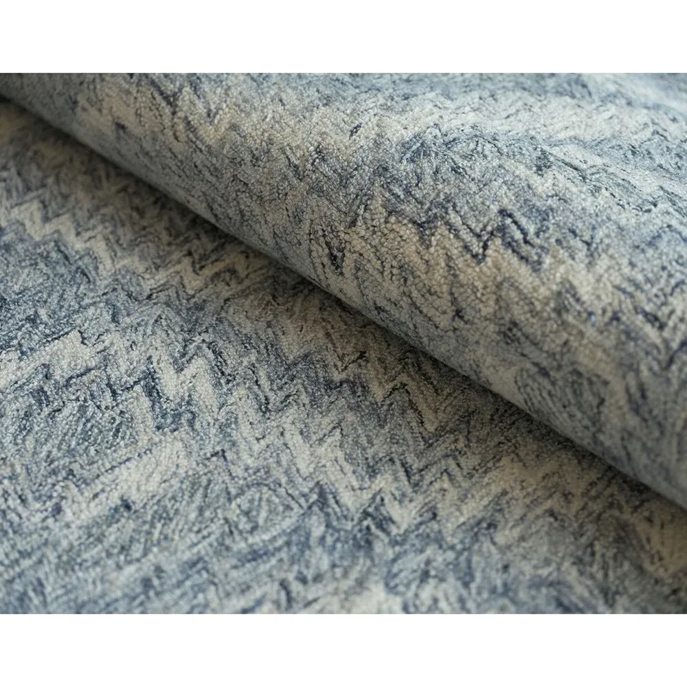 Linden Diamond Patterned Rug - Light Blue, Wool