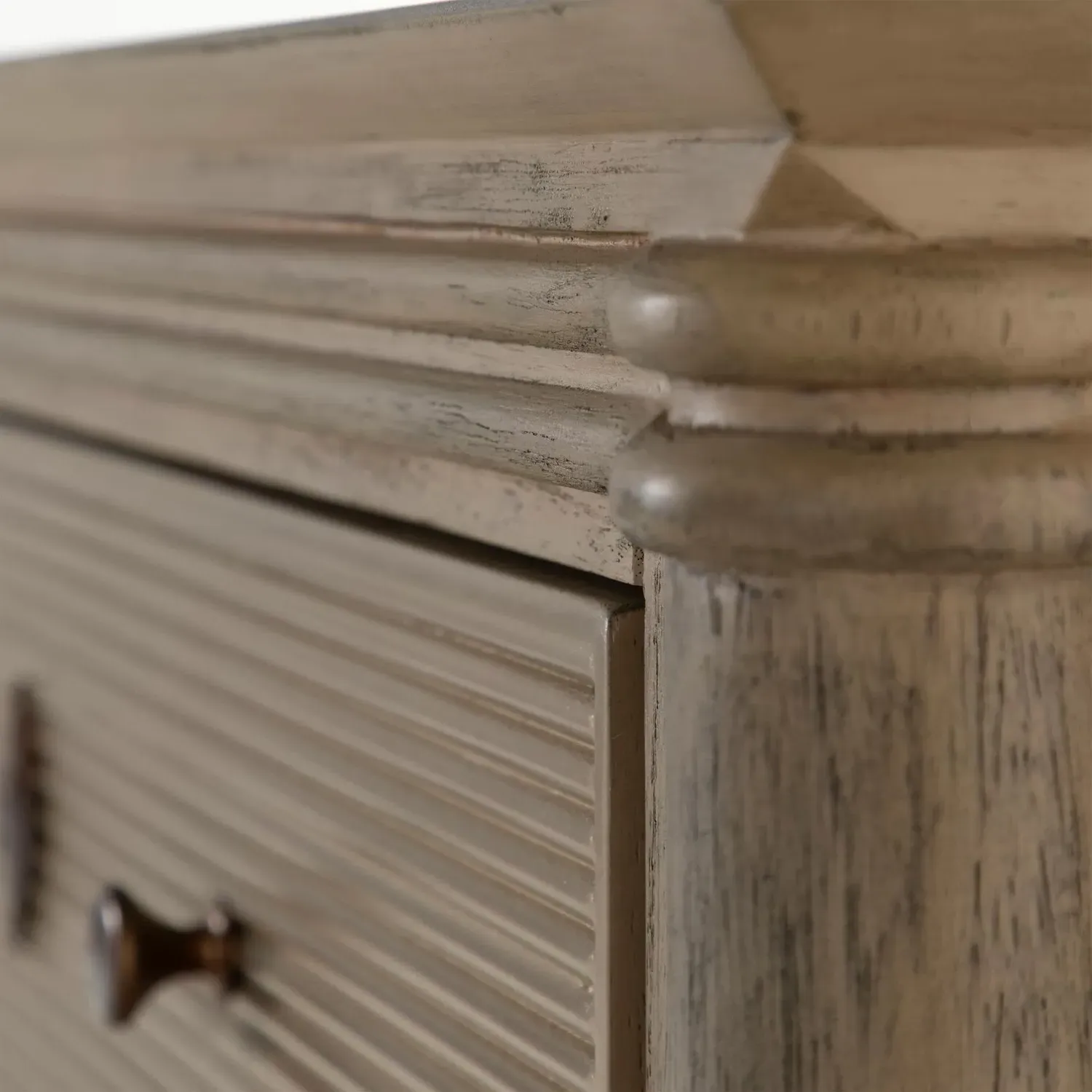 Linnea Double Dresser - Brown, Oak