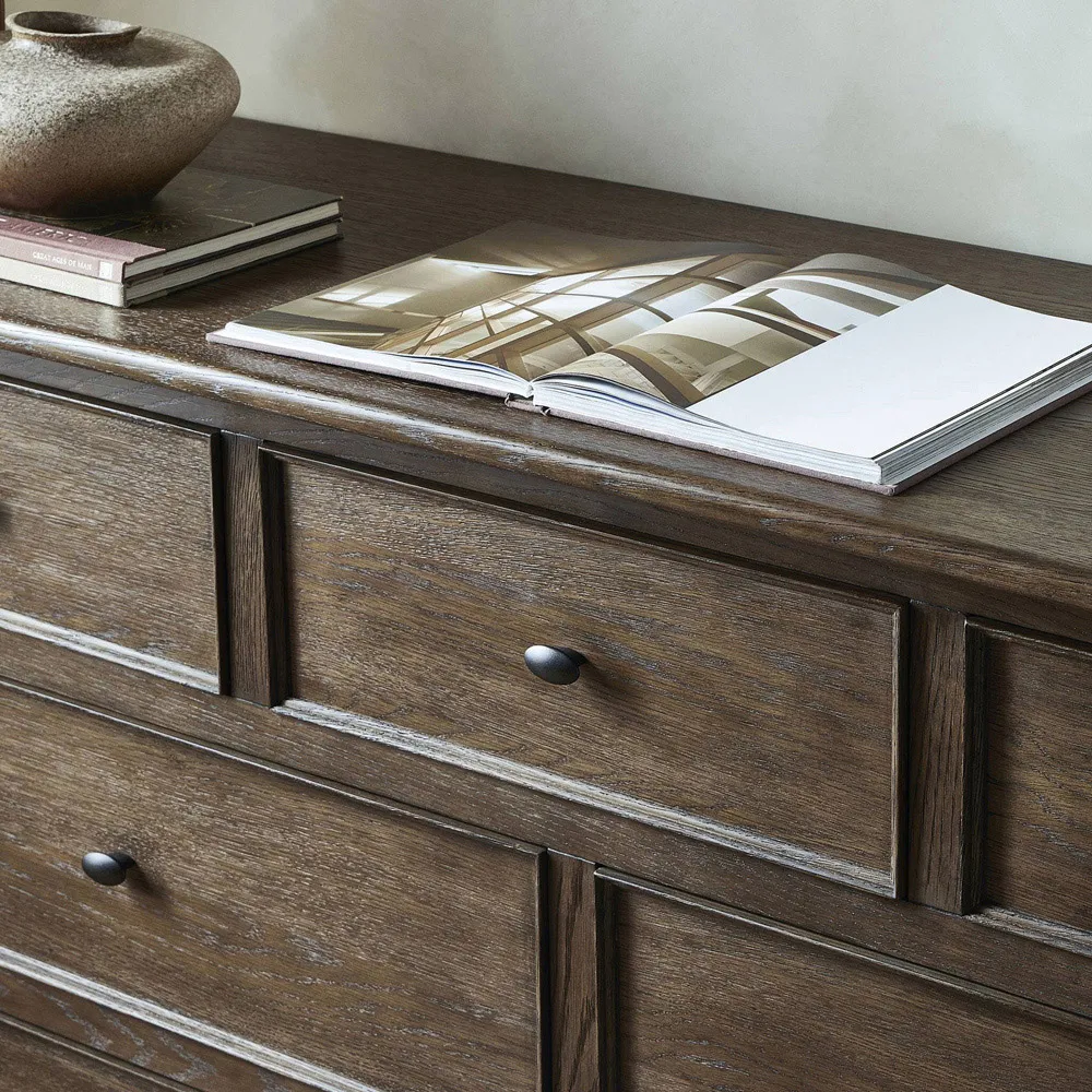 Lionel Dresser - Brown, Oak