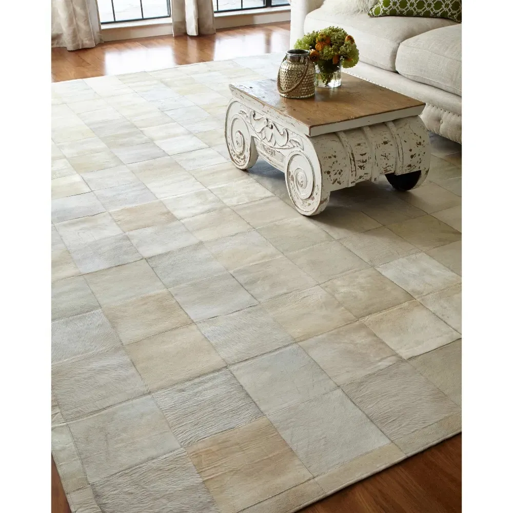 Lucas Square Patterned Rug - Ivory, Hide