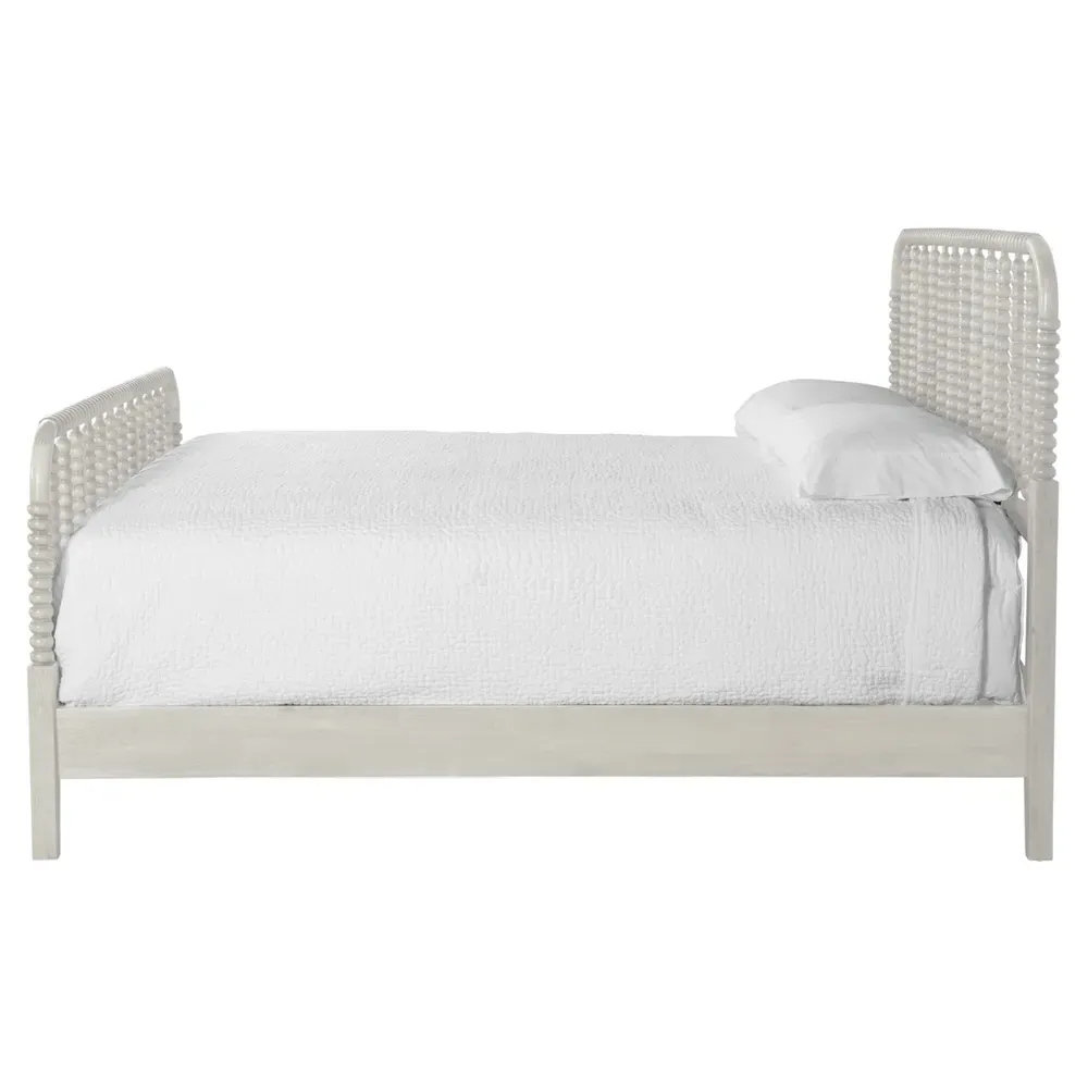 Lynda Queen Size Spindle Bed - White, Rubberwood