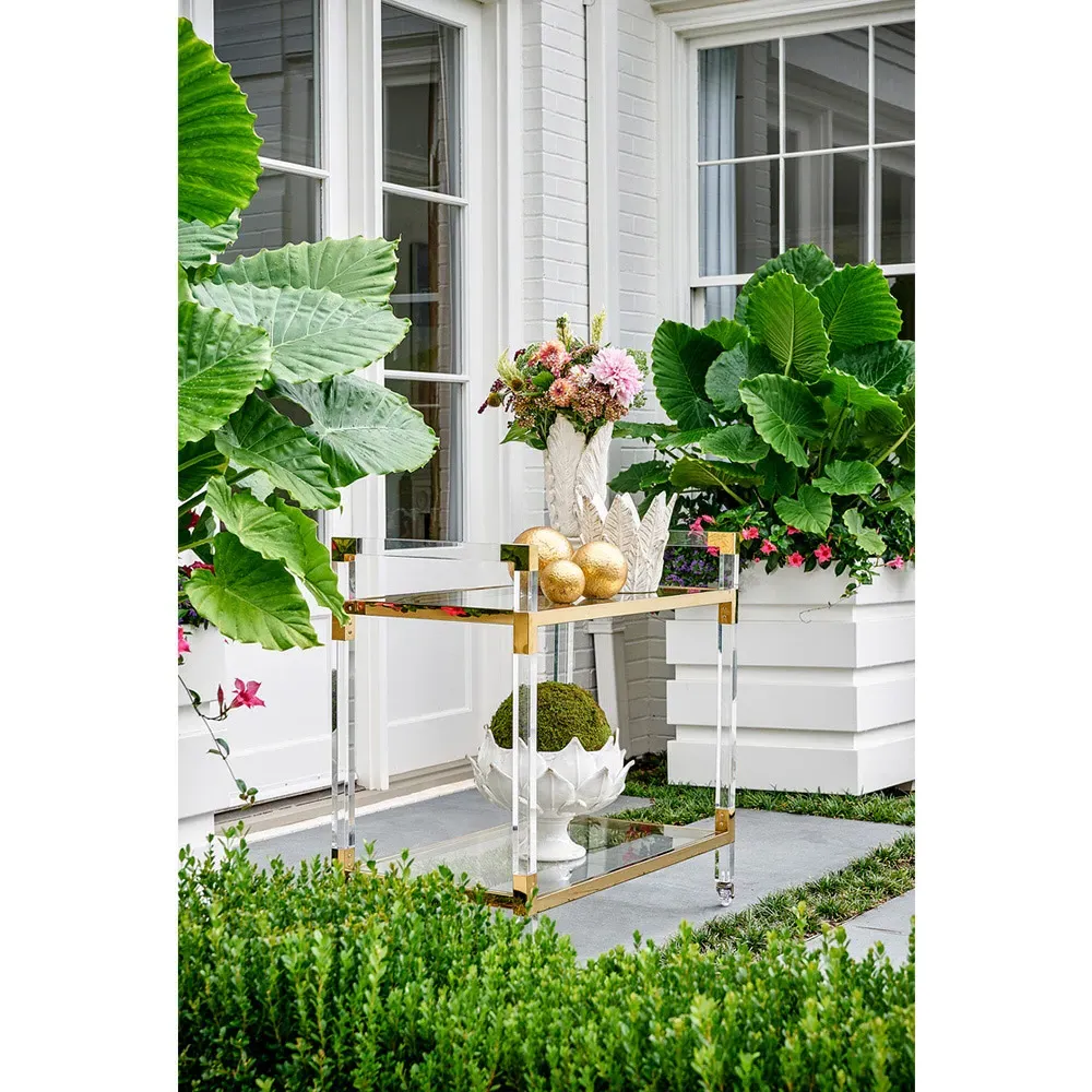 Maelle Round Table Vase - White, Porcelain