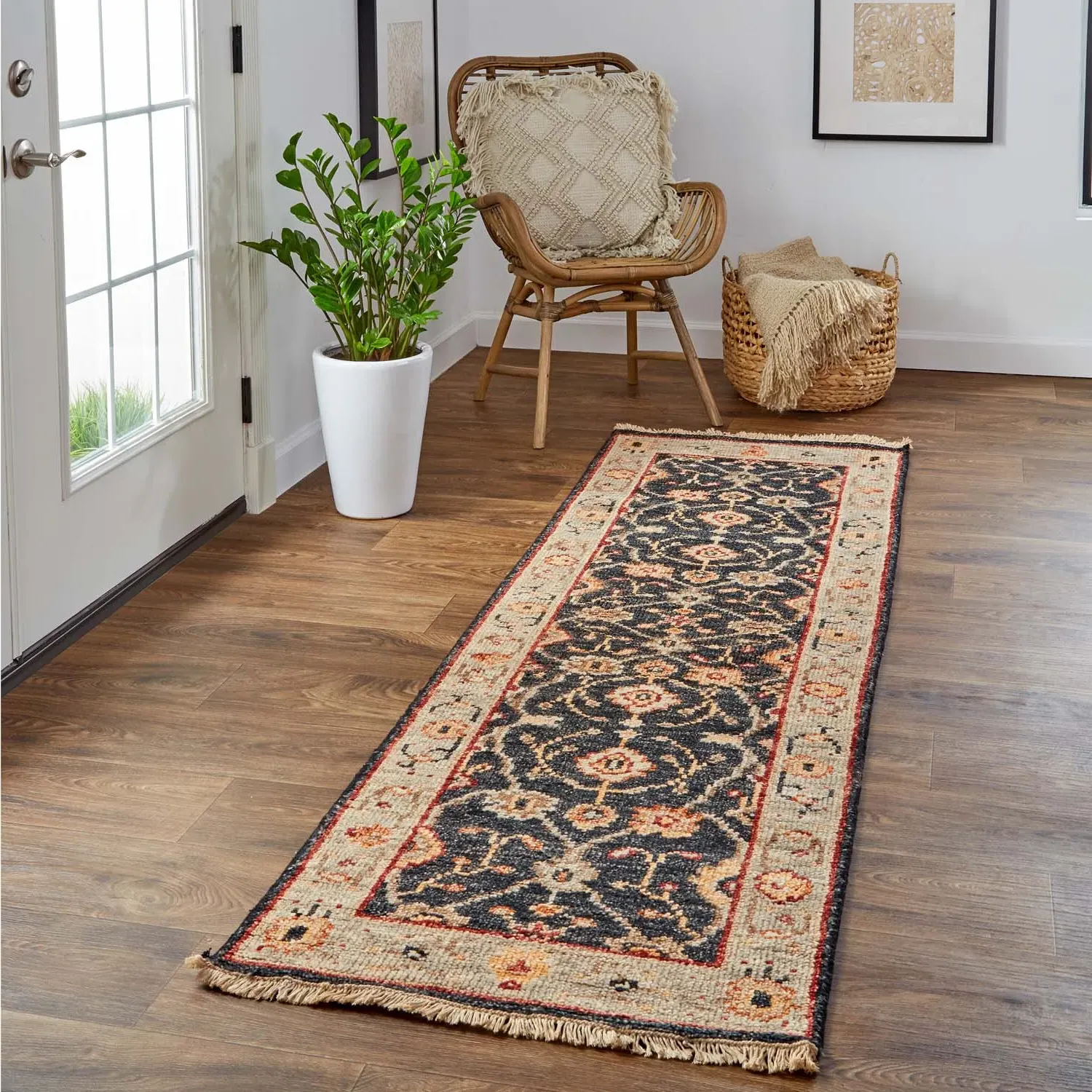 Maia Floral Patterned Hand Knotted Rug - Black, Wool