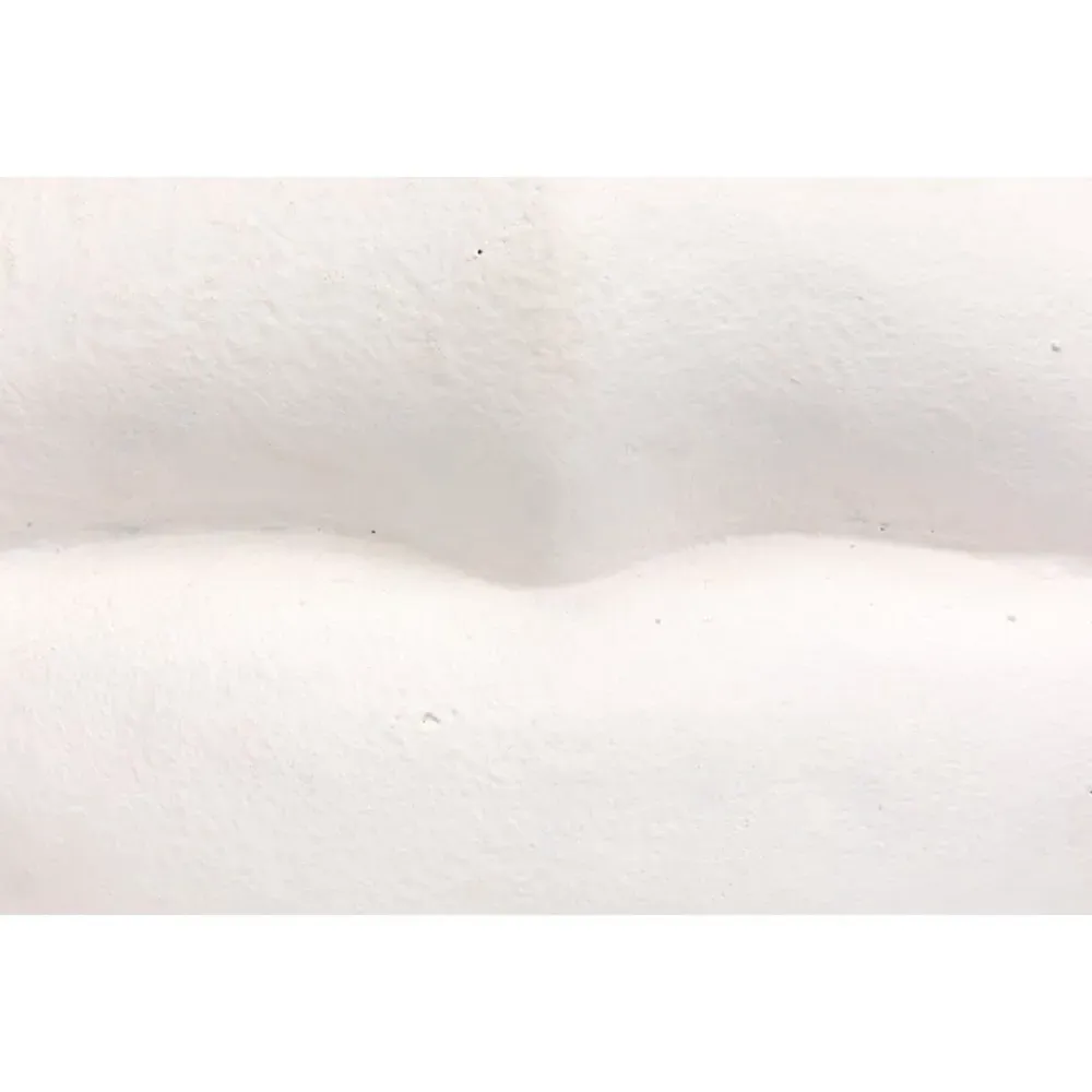 Mavery Lip Sculpture - White, Fiber Cement