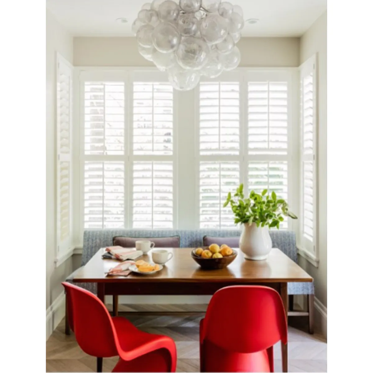 Muriel Bubbled Chain Chandelier - Brass, Resin