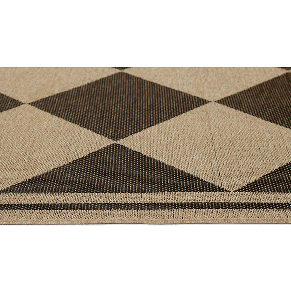 Nyla Diamond Patterned Indoor Outdoor Rug - Black, Polypropylene