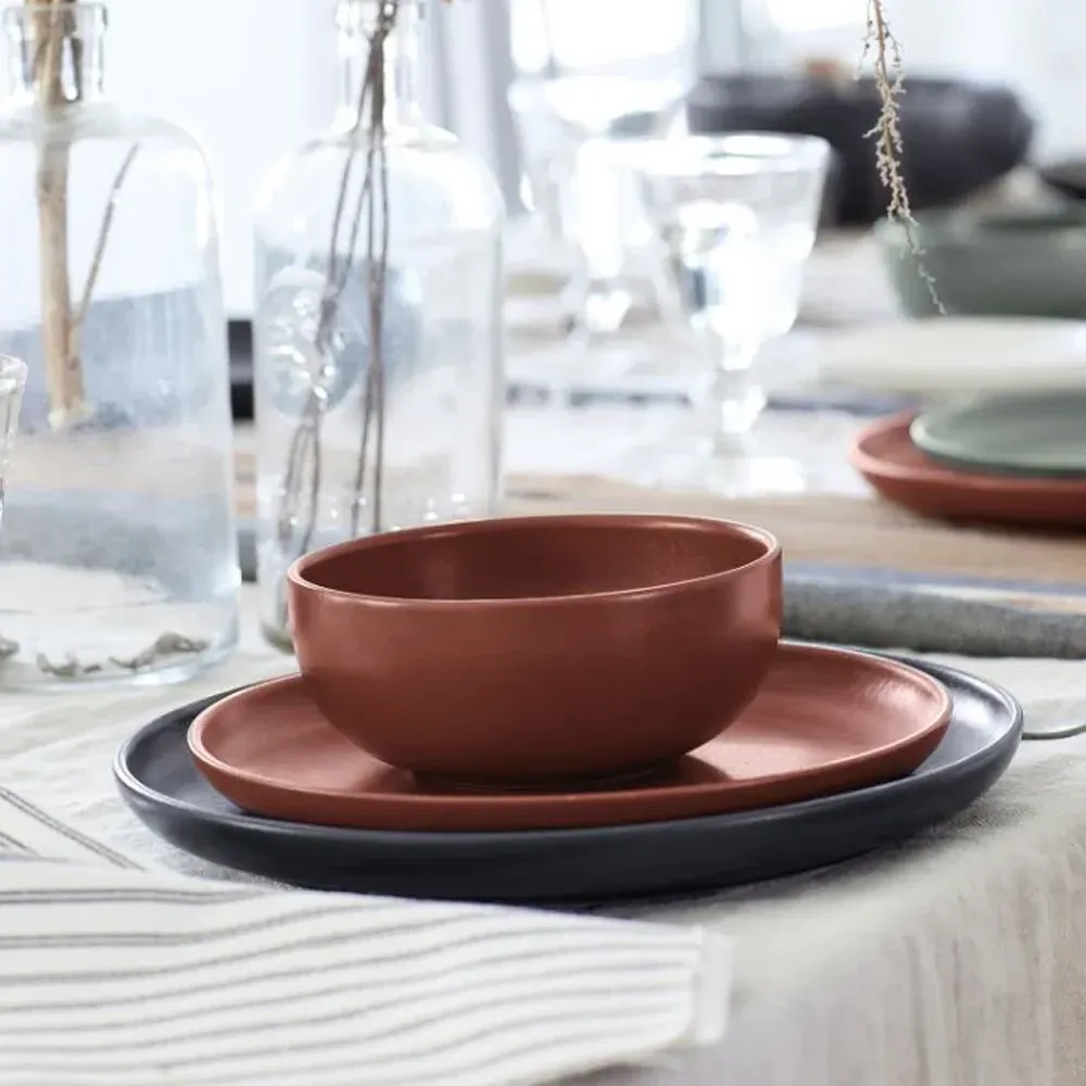 Pacifica 4 Piece Place Setting - Cayenne, Stoneware