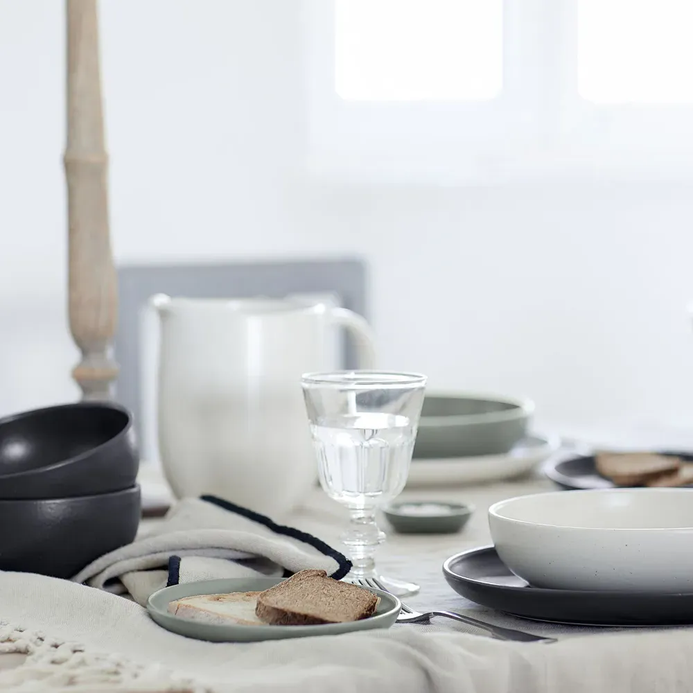 Pacifica Bread Plate - Artichoke, Stoneware