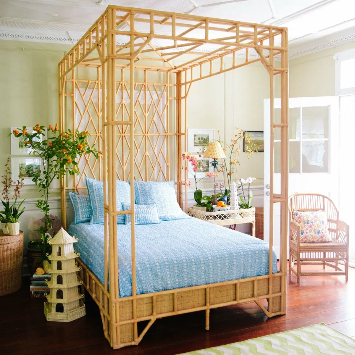 Palmer Queen Size Canopy Bed - Natural, Rattan