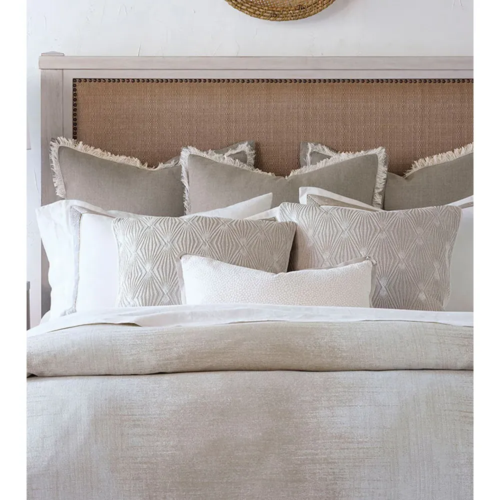 Piero 22x22 Throw Pillow with Diamond Pattern - Beige, Linen