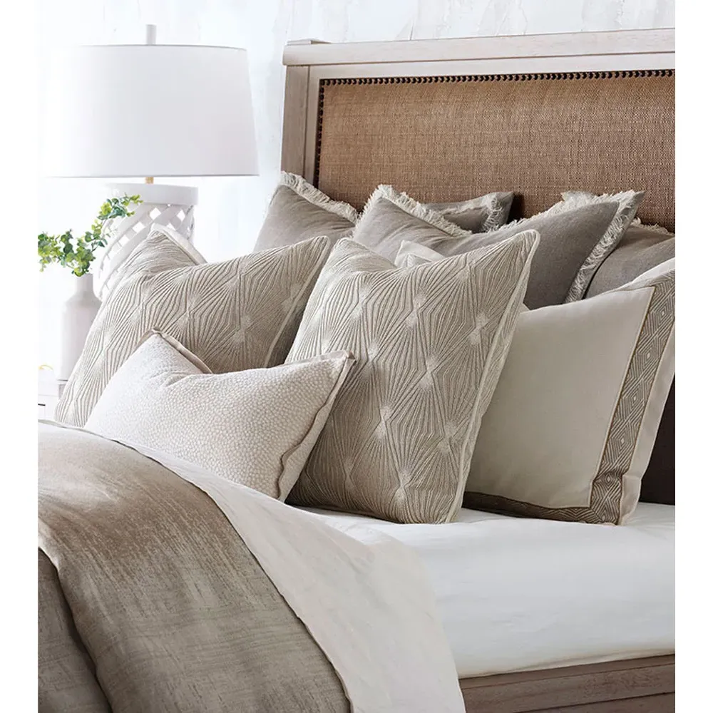 Piero 22x22 Throw Pillow with Diamond Pattern - Beige, Linen