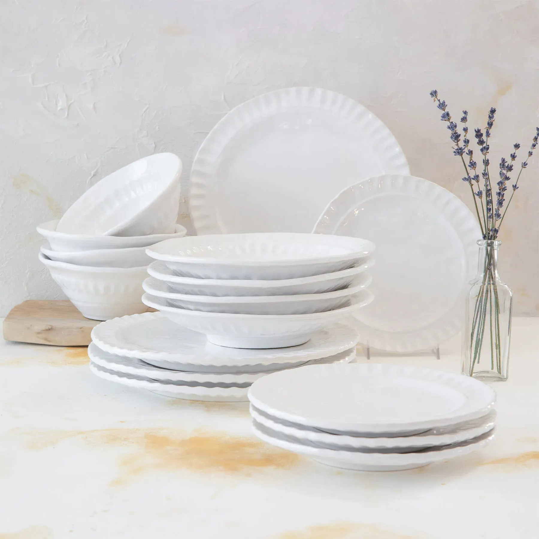 Pietra Serena 16 Piece Place Setting - White, Stoneware