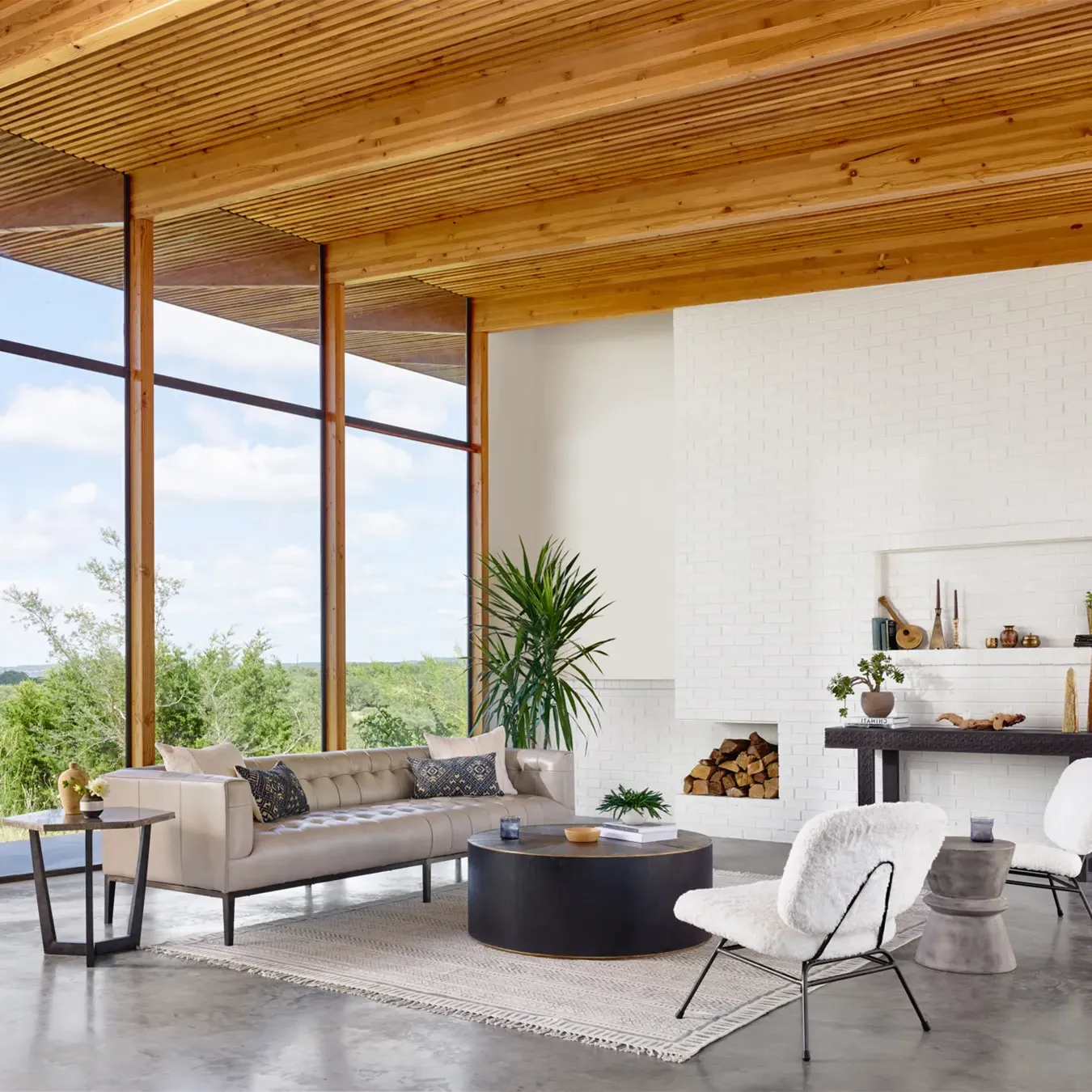 Primo Round Coffee Table - Black, Oak