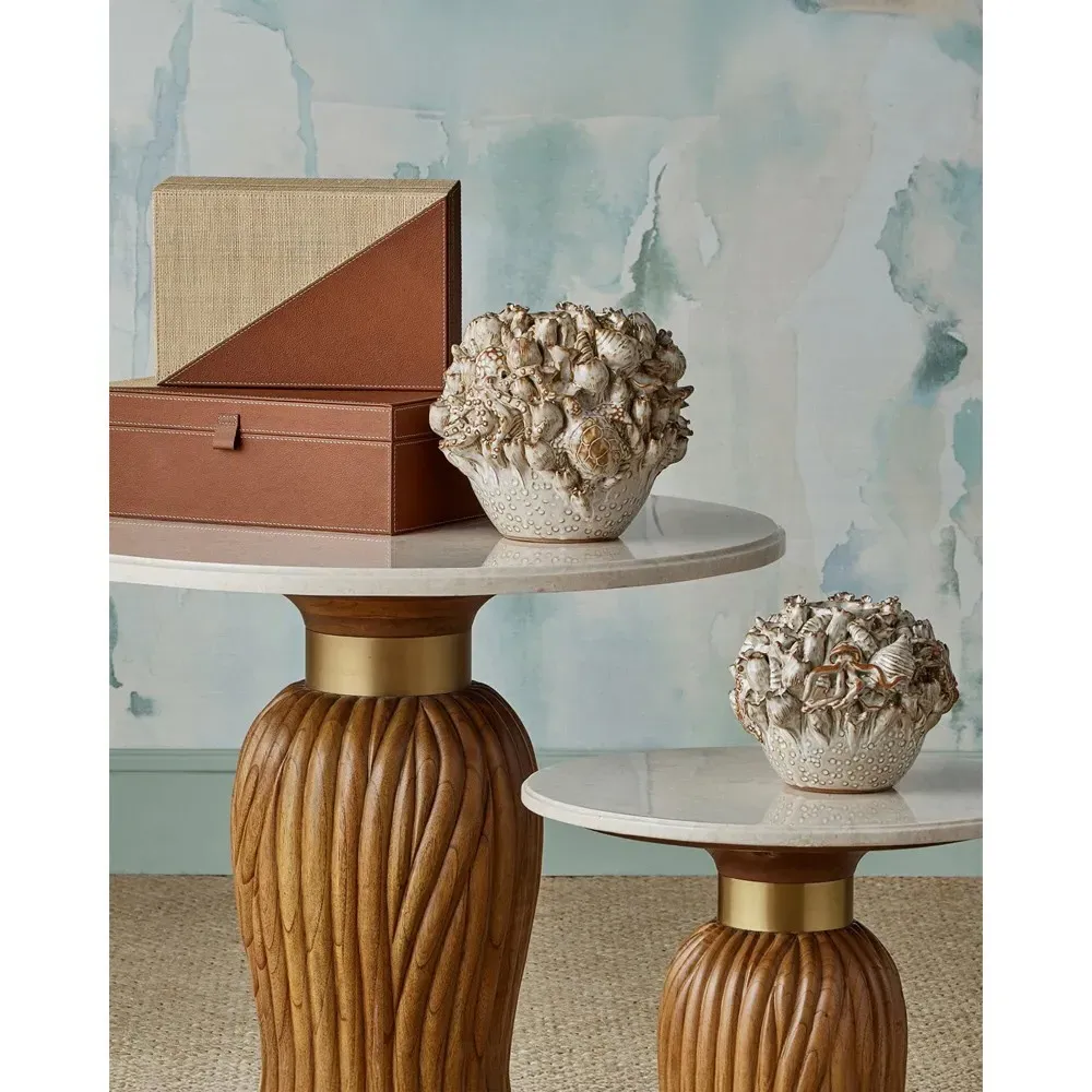 Quinvel Round End Table with Tassel - Brown, Marble