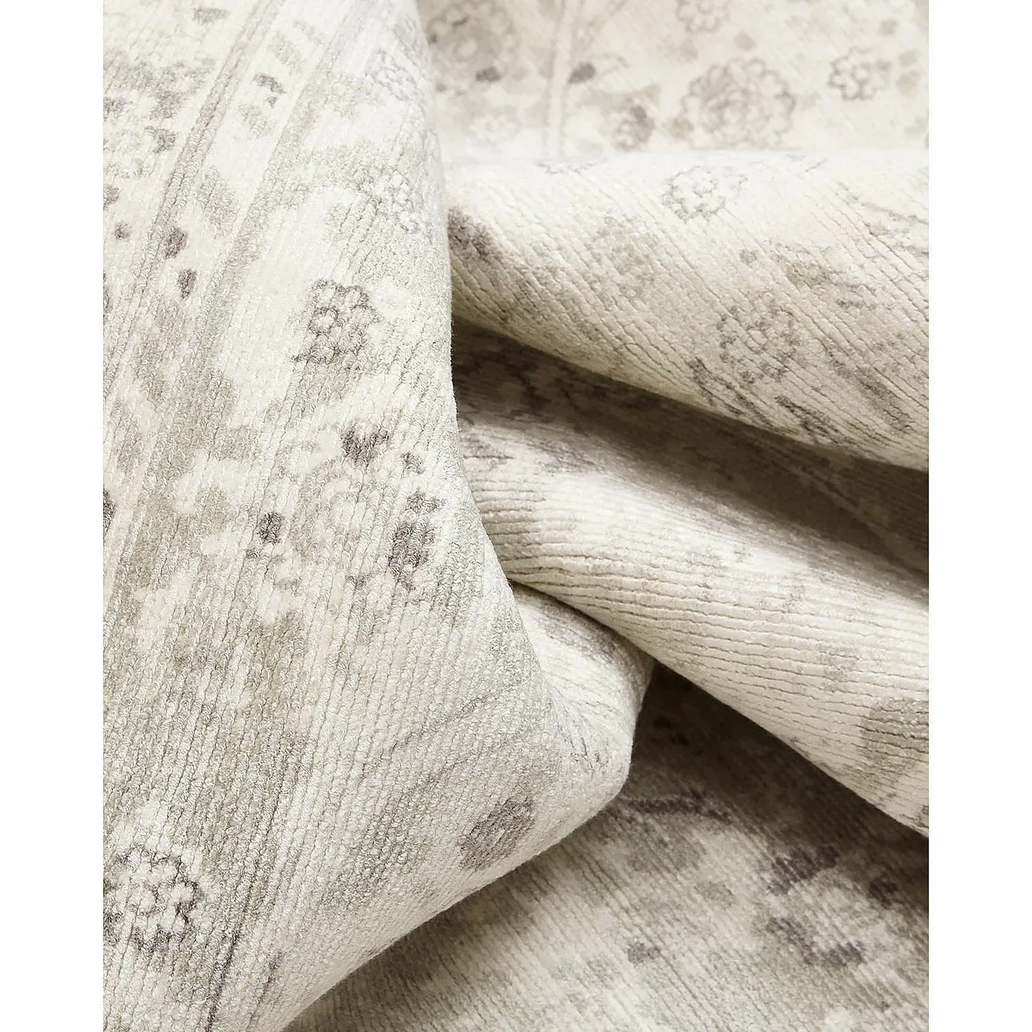 Rachel Global Bazaar Patterned Rug - Mist Grey, Viscose