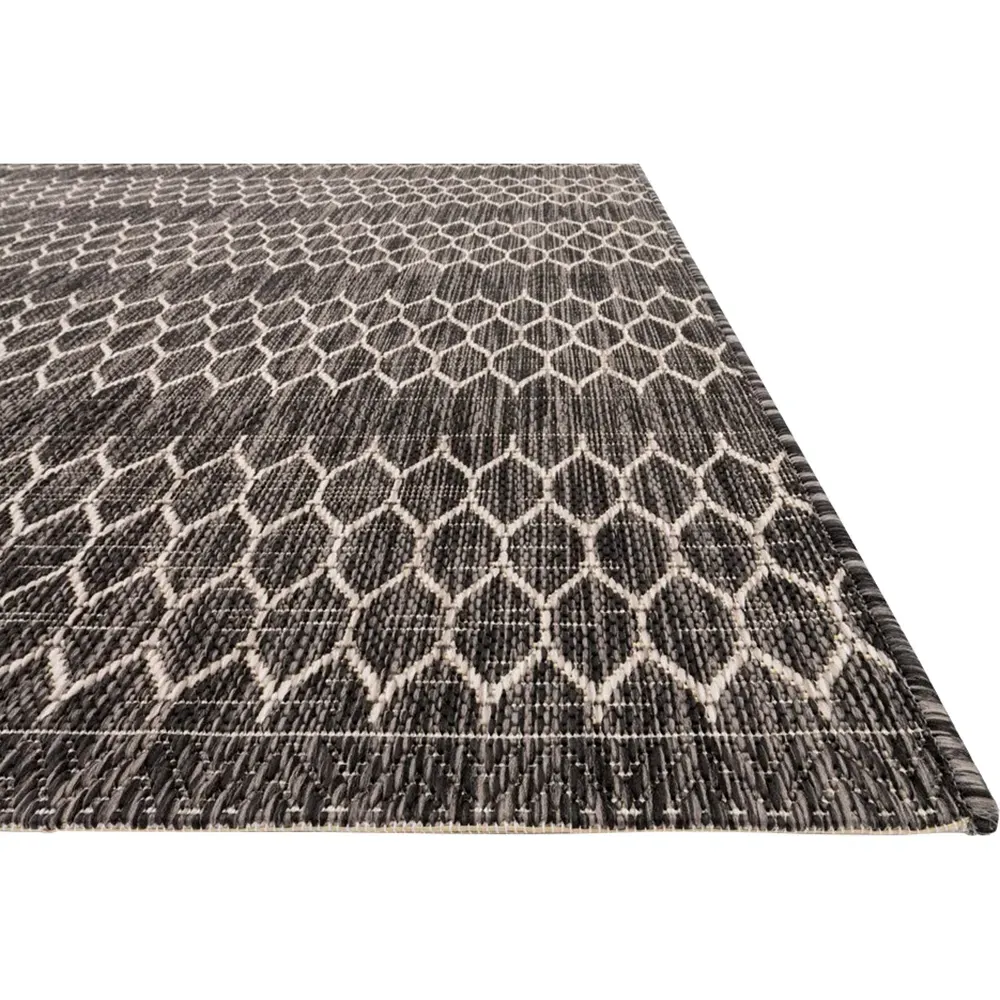 Selric Tulum Indoor Outdoor Rug - Black, Polypropylene