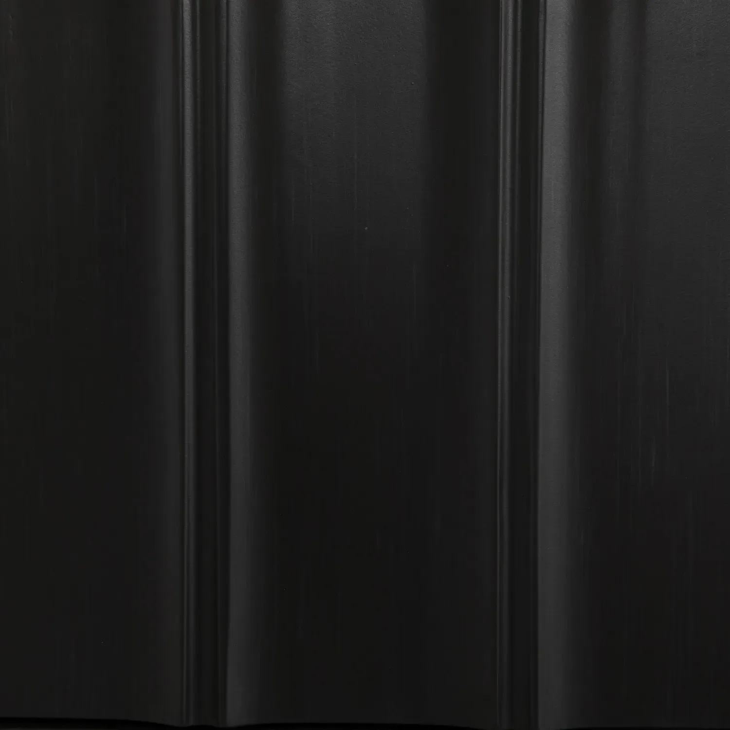 Sergio Fluted Chest - Black Sesame