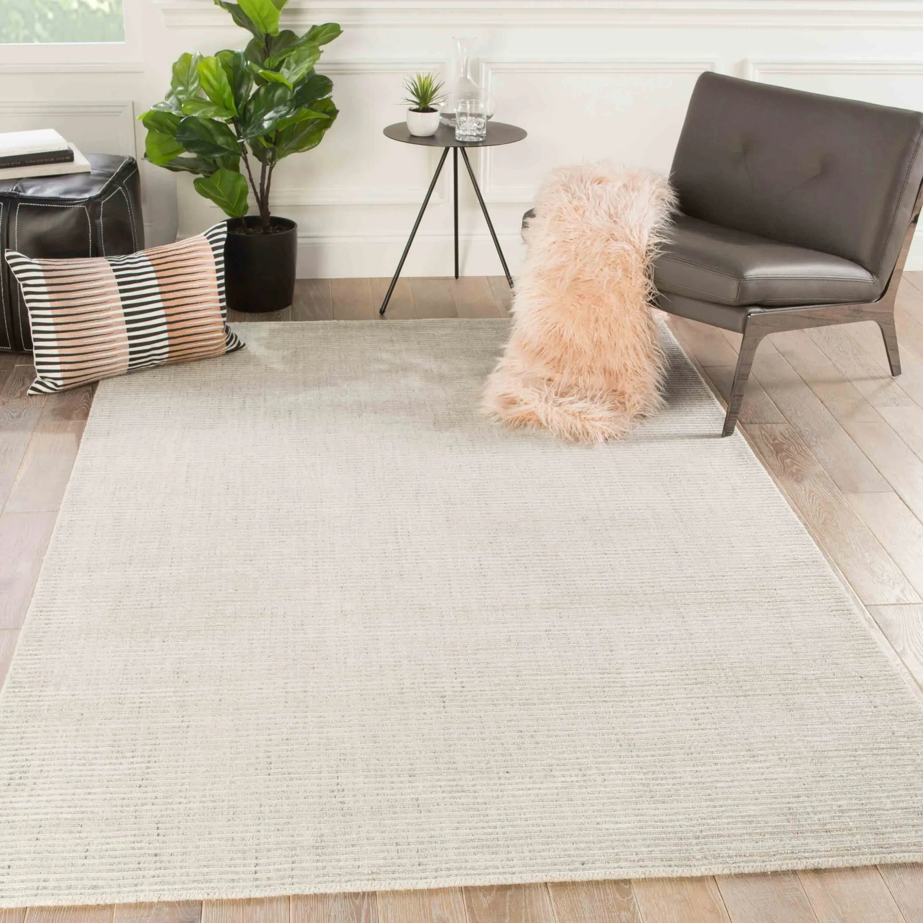 Solana Rug - Grey, Wool