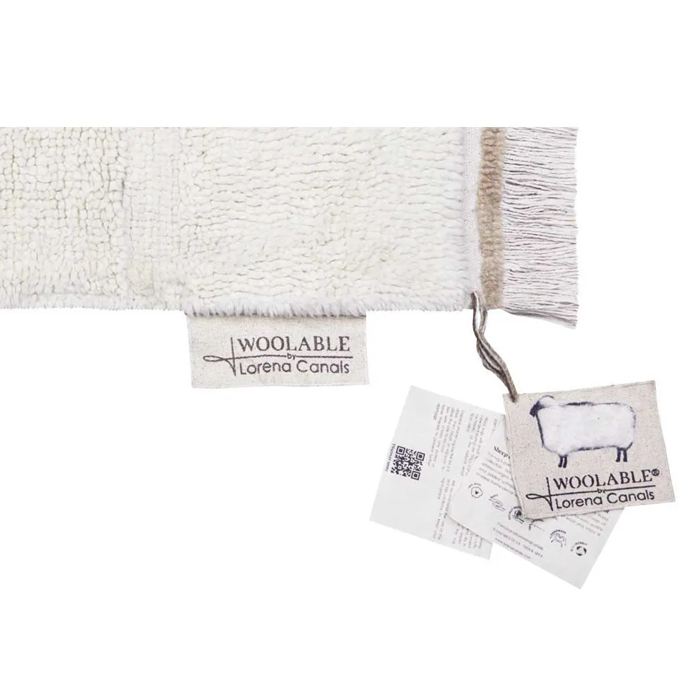 Steppe 4'x5'7" Solid Washable Rug - White, Wool