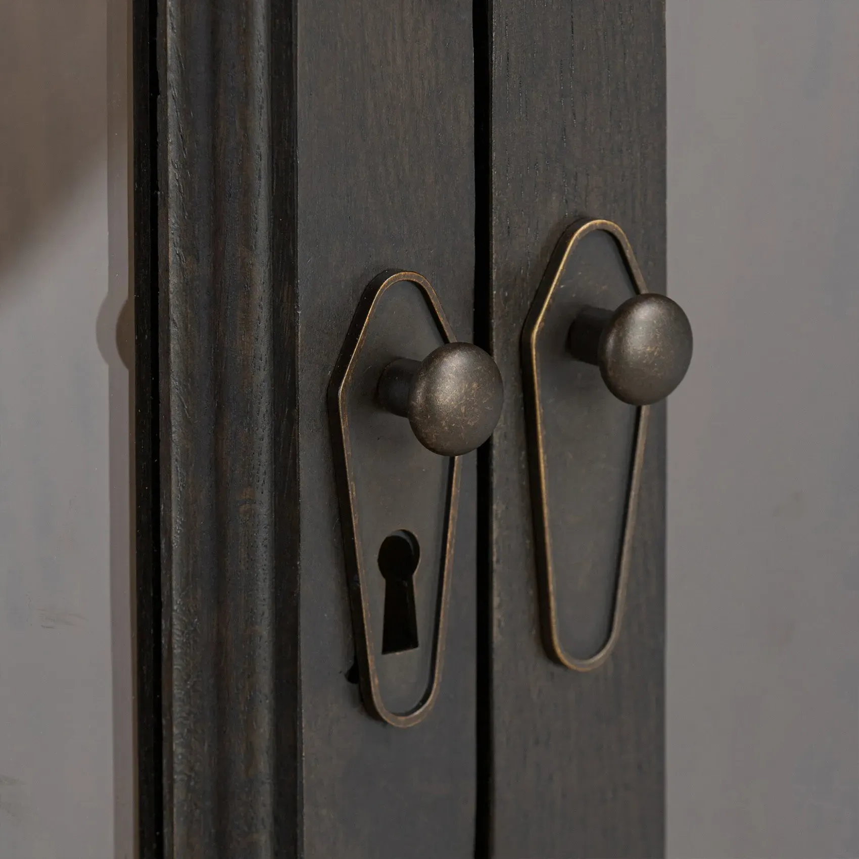 Sussex Wide Cabinet with Storage - Smoked Black, Oak