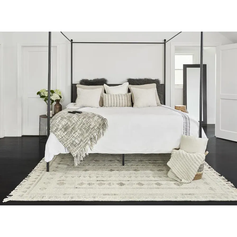 Teo Geometric Patterned Rug - Cream, Wool