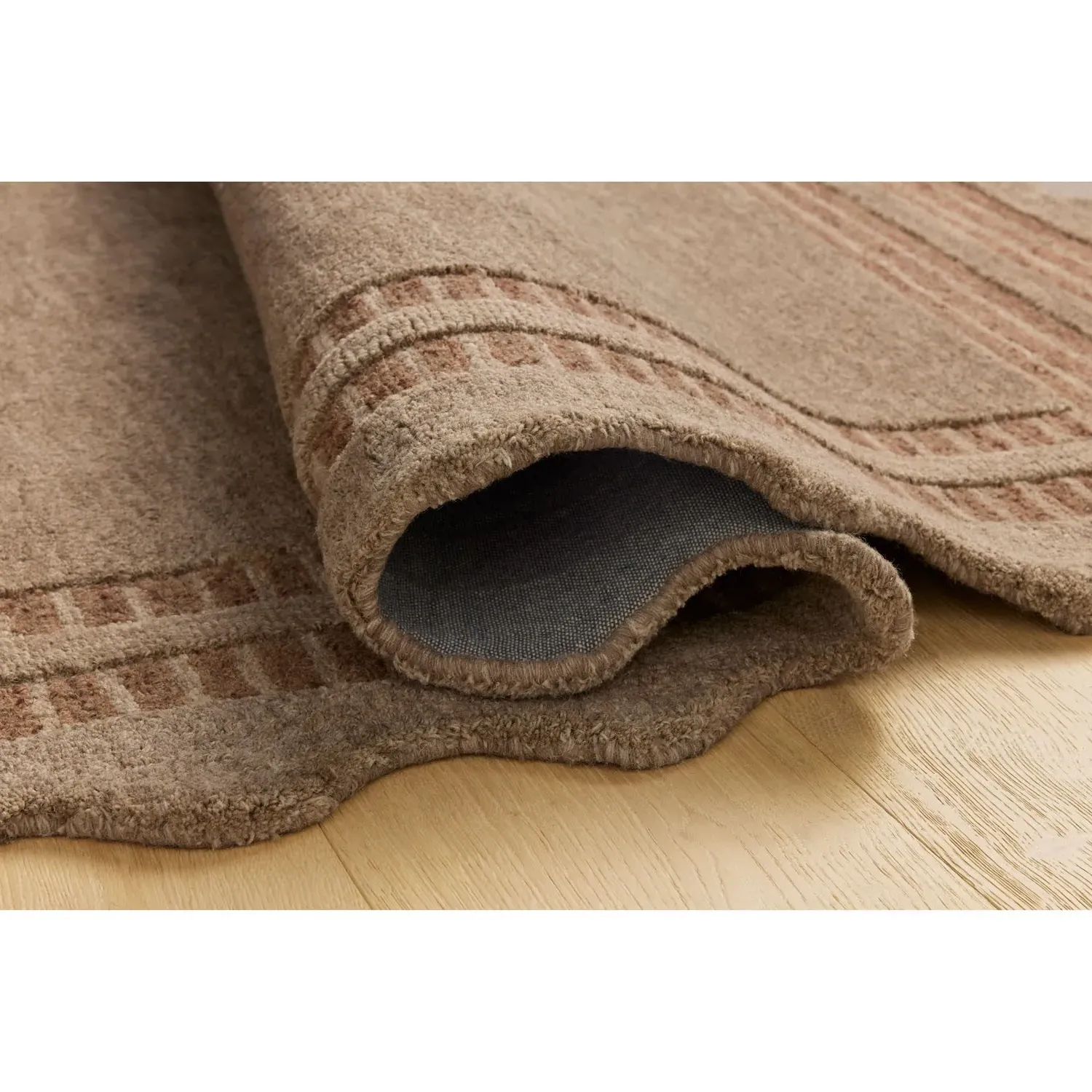 Thoren Scalloped Patterned Rug - Brown, Wool