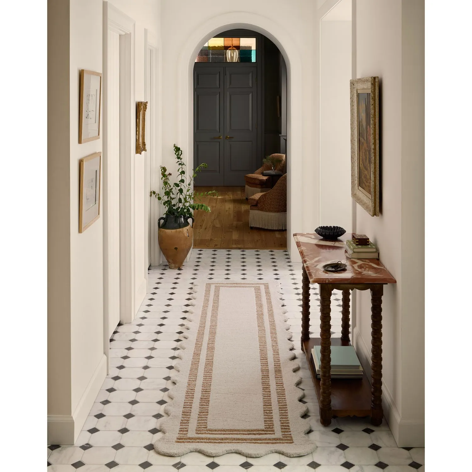 Thoren Scalloped Patterned Rug Sample - Cream, Wool