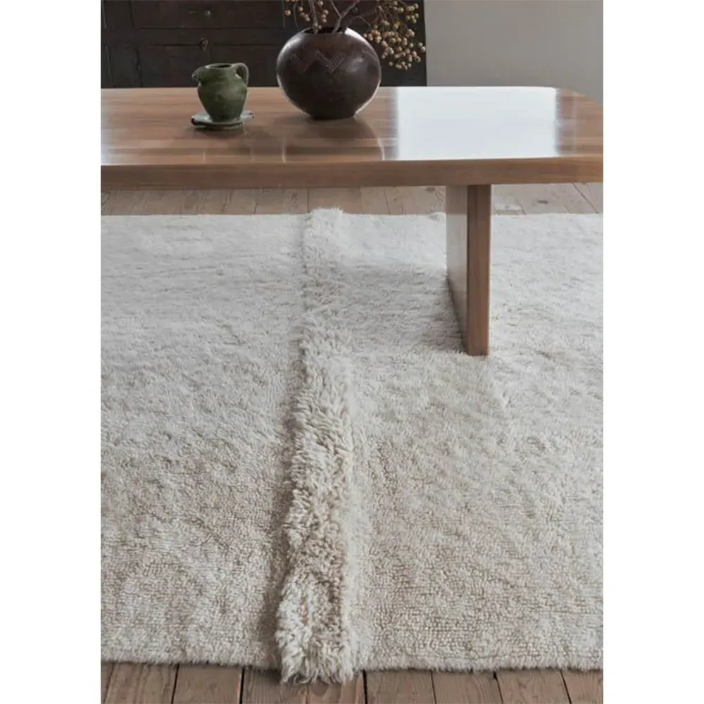 Tundra Wool Shag Washable Rug - White