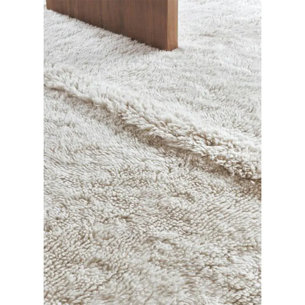 Tundra Wool Shag Washable Rug - White