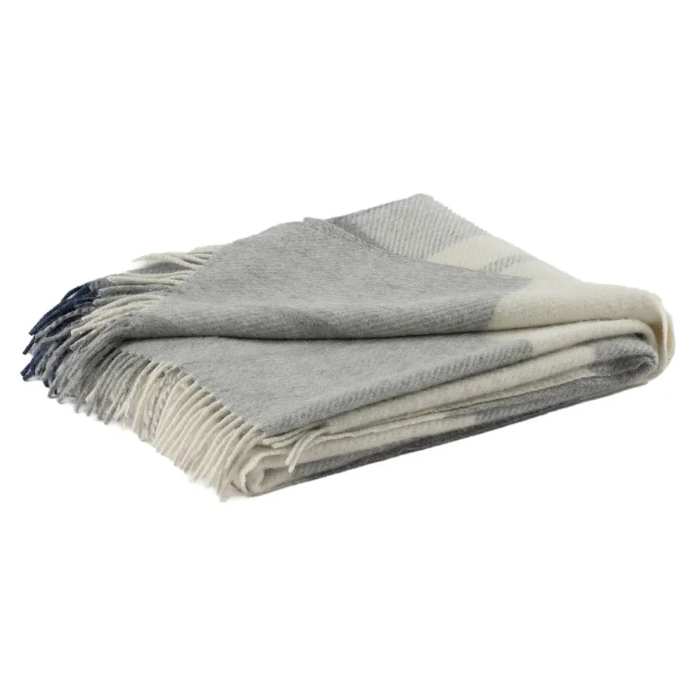 Vanya Wool Plaid Throw - Navy image