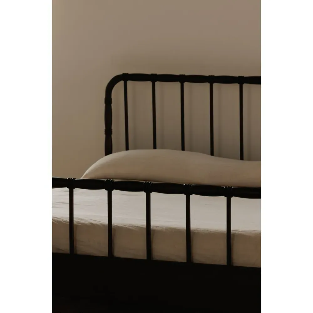 Vindra Queen Size Bed Frame - Dark Brown, Acacia Wood
